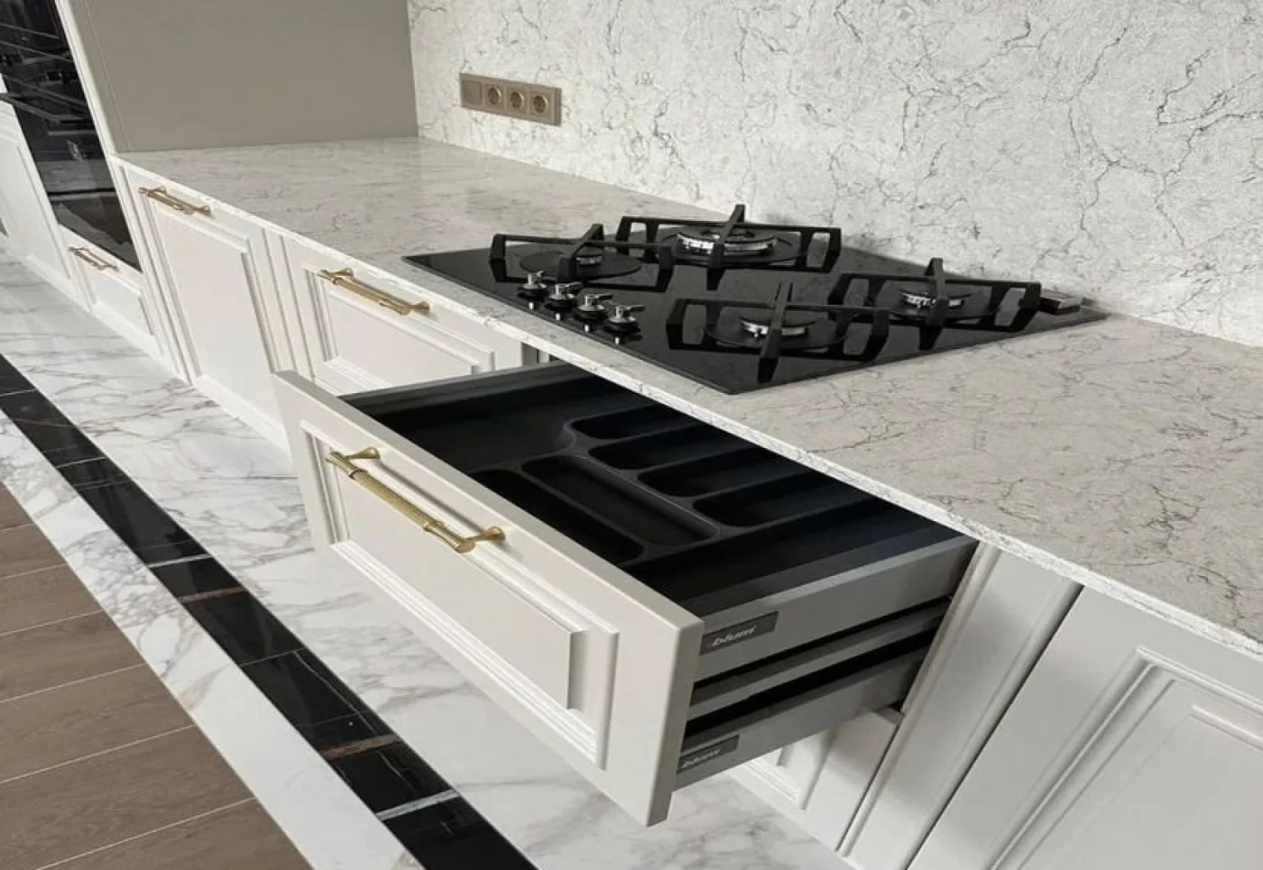 Кухни на заказ от производителя Под ключ
