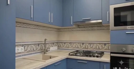 Белая кухня до потолка по размерам - изготовление на заказ